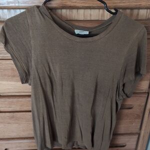 OZMA Olive Short Sleeve Tee